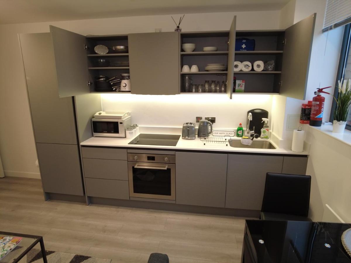 Luxurious Short Stay Flat In מילטון קינס מראה חיצוני תמונה